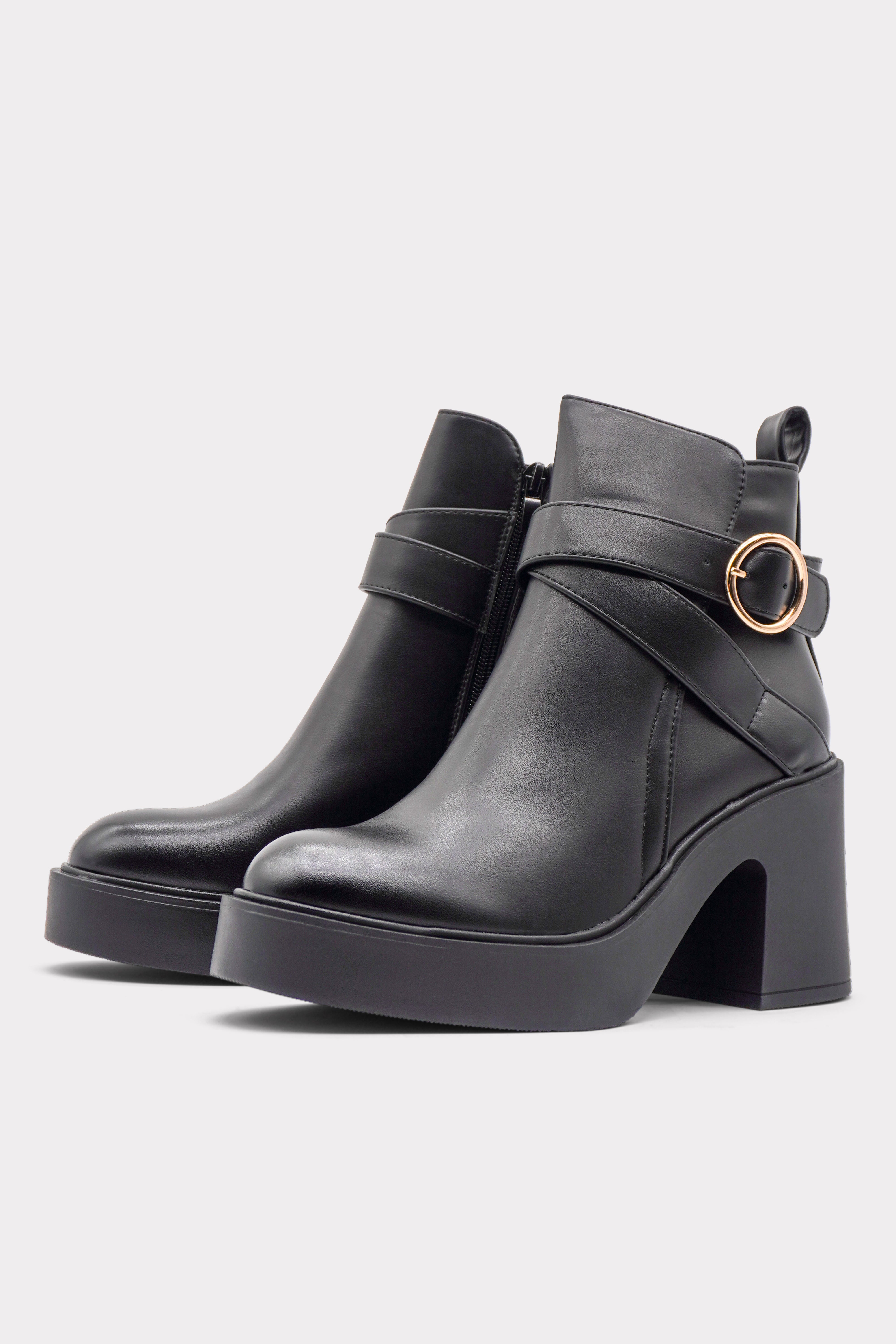 Black Manhattan Boots