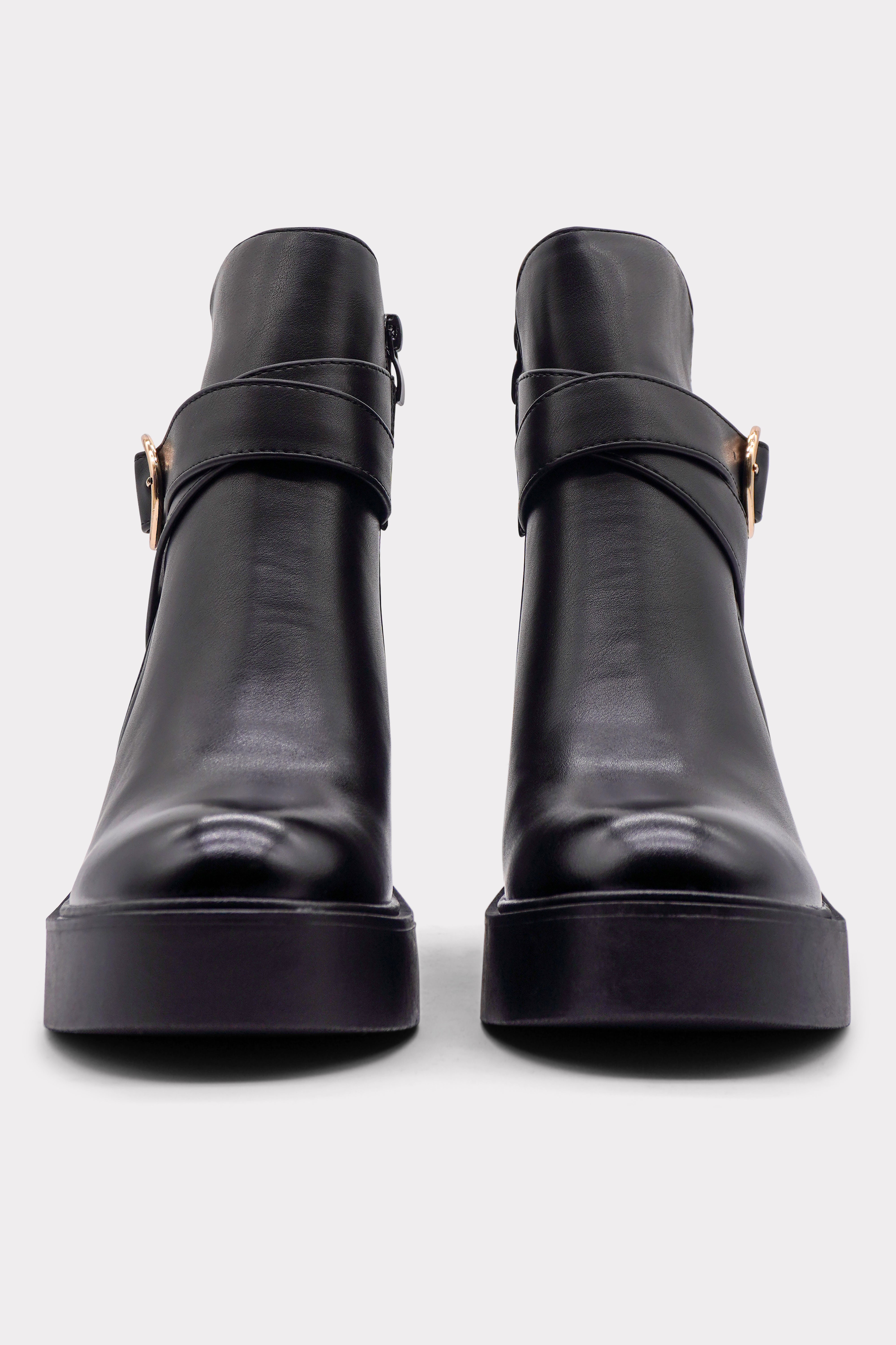 Black Manhattan Boots